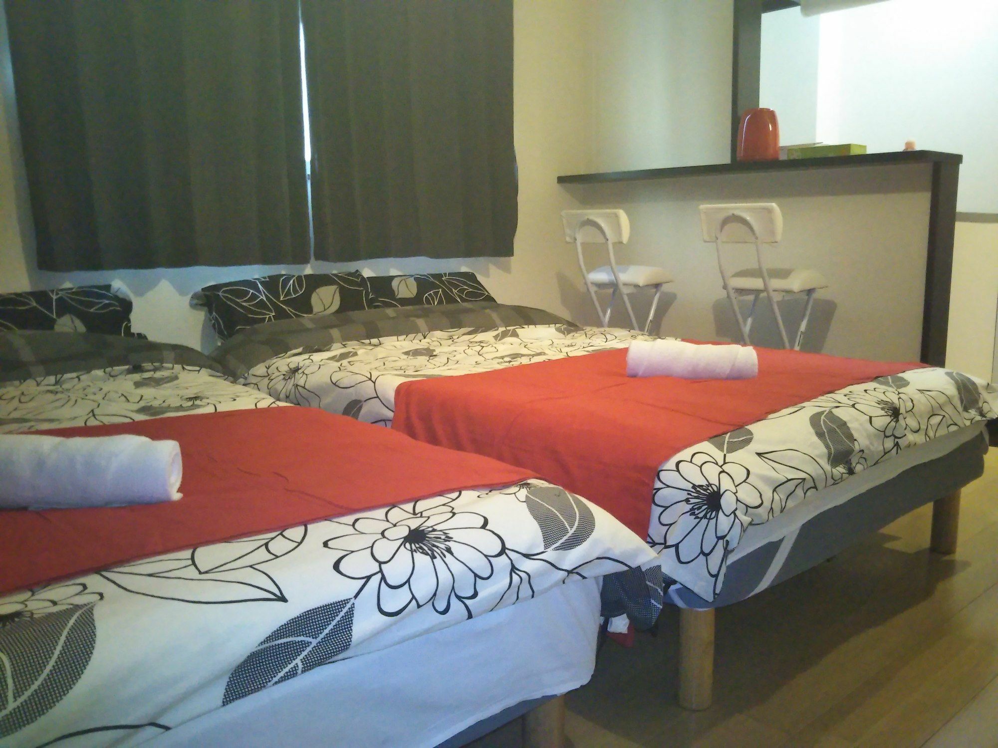 Gottsu Shinosaka Apartment Bagian luar foto